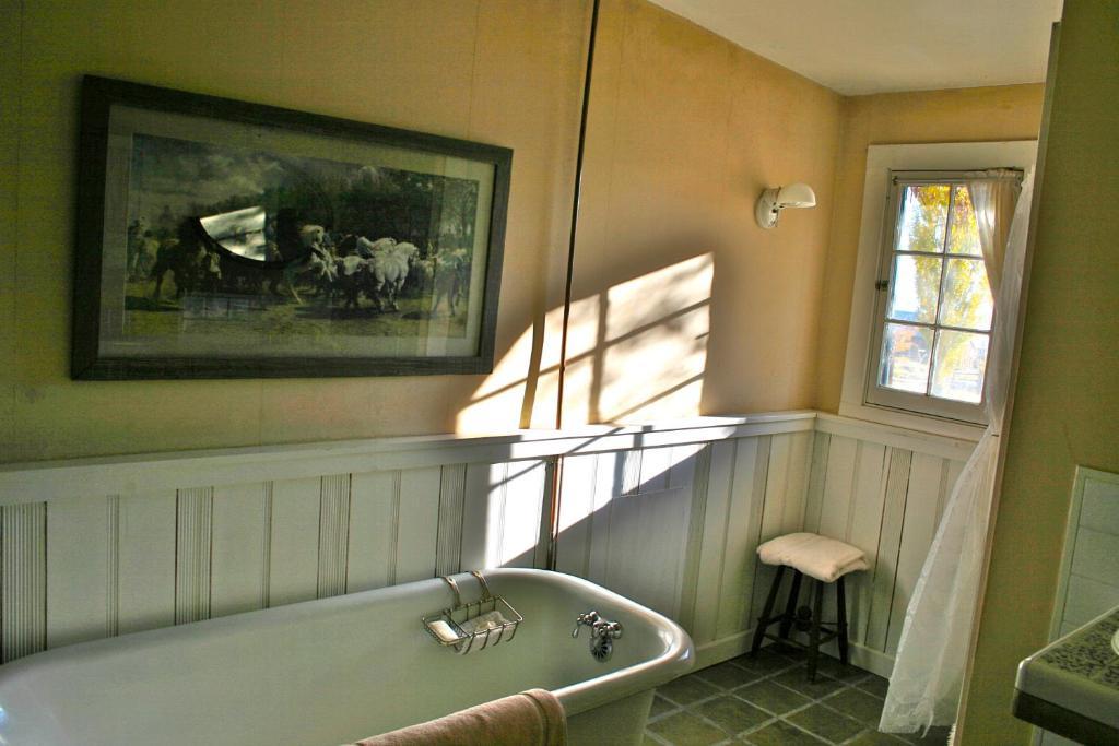 Old Pioneer Garden Country Inn Unionville Екстериор снимка