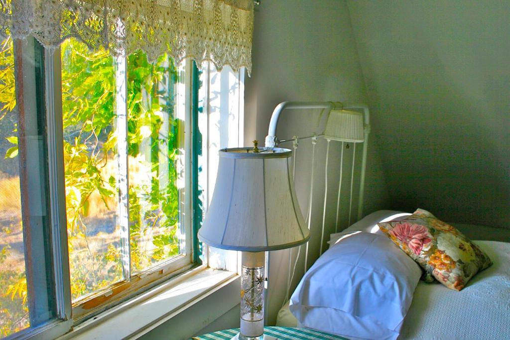 Old Pioneer Garden Country Inn Unionville Екстериор снимка