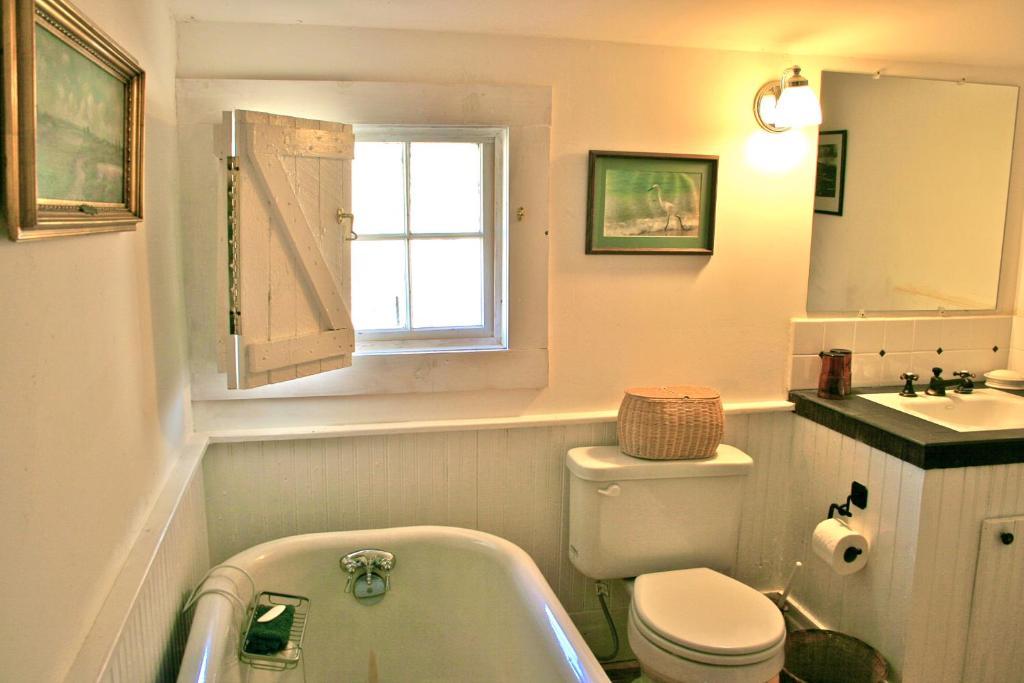 Old Pioneer Garden Country Inn Unionville Стая снимка